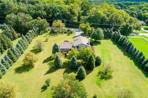 10874 Hamborg Rd, Roscoe, IL 61073 photo 5