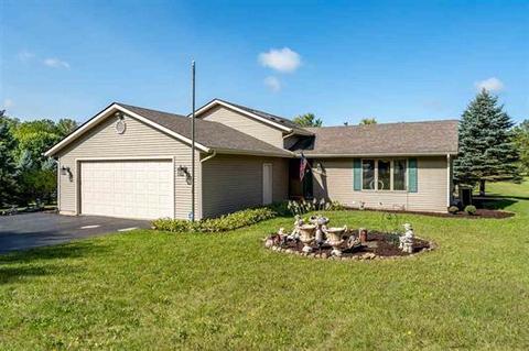 10874 Hamborg Rd, Roscoe, IL 61073 photo 7
