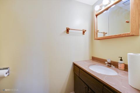 1489 Blackburn St, Wheaton, IL 60189 photo 12