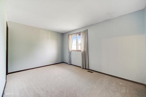 1489 Blackburn St, Wheaton, IL 60189 photo 15