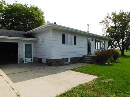 28545 E 00 North Rd, Strawn, IL 61775 photo 2