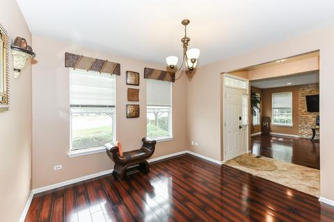 1949 Blackberry Ln, Hoffman Estates, IL 60169 photo 10