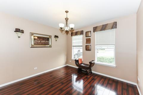 1949 Blackberry Ln, Hoffman Estates, IL 60169 photo 8