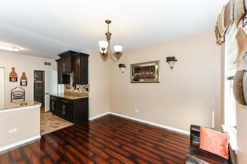 1949 Blackberry Ln, Hoffman Estates, IL 60169 photo 9