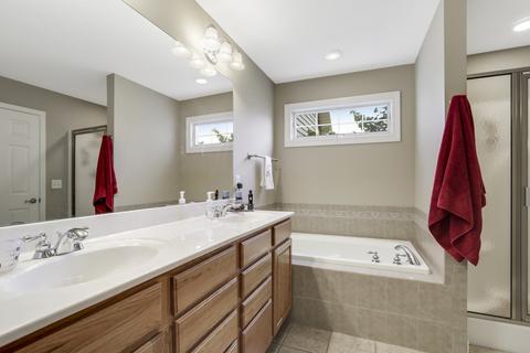 16 Emerald Crest Ct, Bloomington, IL 61705 photo 23