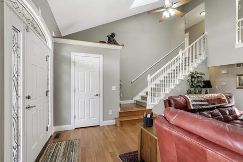 16 Emerald Crest Ct, Bloomington, IL 61705 photo 7