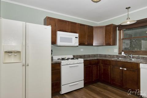 1906 Rogers Ave, Mchenry, IL 60050 photo 3