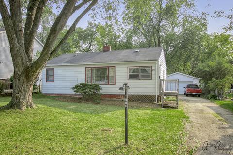 1906 Rogers Ave, Mchenry, IL 60050 photo 1