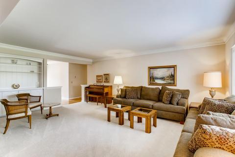 203 E Farnham Ln, Wheaton, IL 60189 photo 7