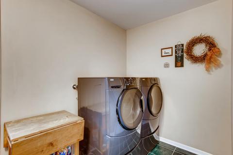 203 E Farnham Ln, Wheaton, IL 60189 photo 32