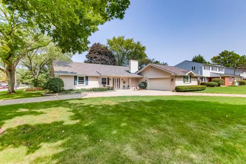203 E Farnham Ln, Wheaton, IL 60189 photo 2