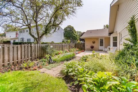 203 E Farnham Ln, Wheaton, IL 60189 photo 38