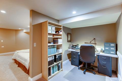 203 E Farnham Ln, Wheaton, IL 60189 photo 27