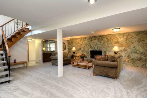 105 S Mill Meadow Ln, Addison, IL 60101 photo 3