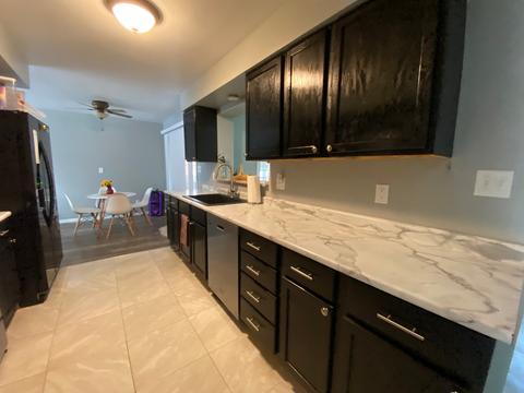 1463 Sunset Ln, Kankakee, IL 60901 photo 2