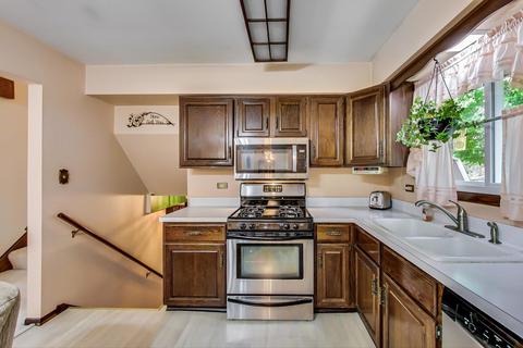 973 N Mill Rd, Addison, IL 60101 photo 8