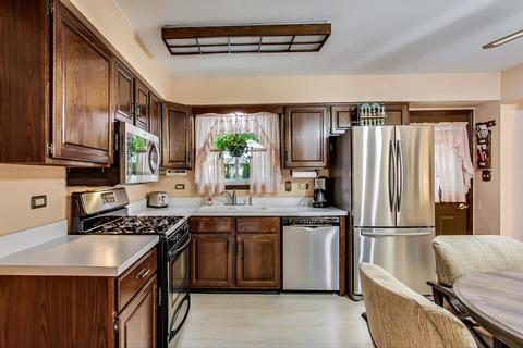 973 N Mill Rd, Addison, IL 60101 photo 7
