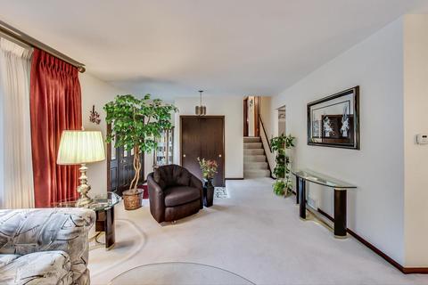973 N Mill Rd, Addison, IL 60101 photo 6