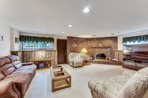 973 N Mill Rd, Addison, IL 60101 photo 22