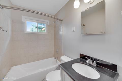 62 Hampton Rd, Montgomery, IL 60538 photo 18