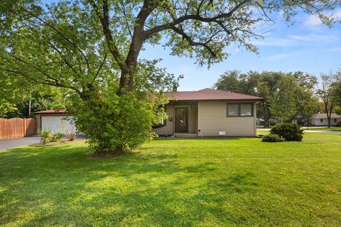 2204 Wren Ln, Rolling Meadows, IL 60008 photo 3