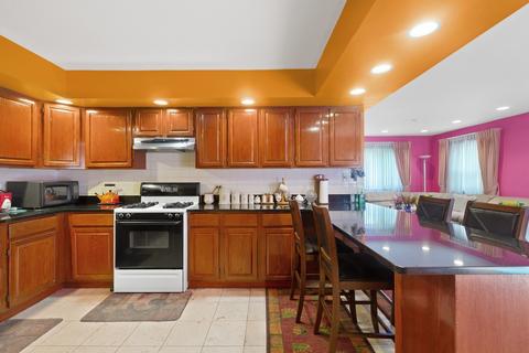 2204 Wren Ln, Rolling Meadows, IL 60008 photo 11