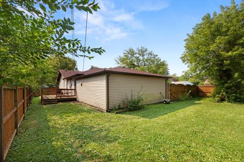 2204 Wren Ln, Rolling Meadows, IL 60008 photo 17