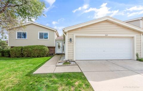 717 Ascot Ct, Hoffman Estates, IL 60169 photo 2