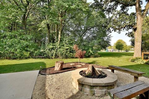 712 Holly Dr, Bartlett, IL 60103 photo 31
