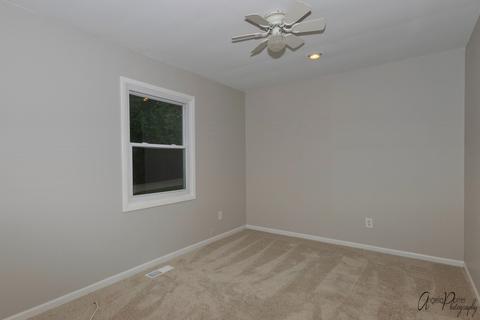 5807 Bunny Ave, Mchenry, IL 60051 photo 17