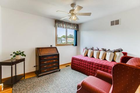 1303 Briarcliffe Blvd, Wheaton, IL 60189 photo 15