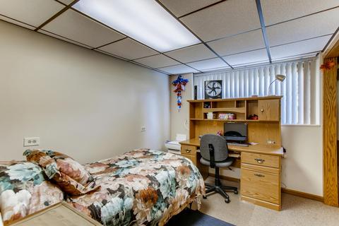 1303 Briarcliffe Blvd, Wheaton, IL 60189 photo 17