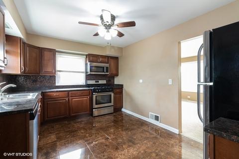 7936 W 83rd St, Bridgeview, IL 60455 photo 4