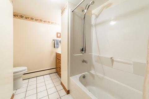722 E Washington St, Marengo, IL 60152 photo 15