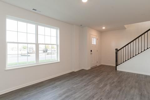 2963 Reflection Dr, Naperville, IL 60540 photo 2