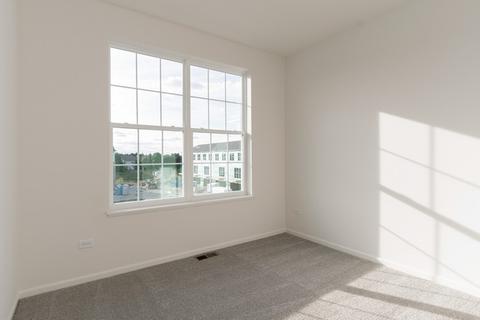 2963 Reflection Dr, Naperville, IL 60540 photo 12