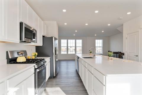 2963 Reflection Dr, Naperville, IL 60540 photo 4