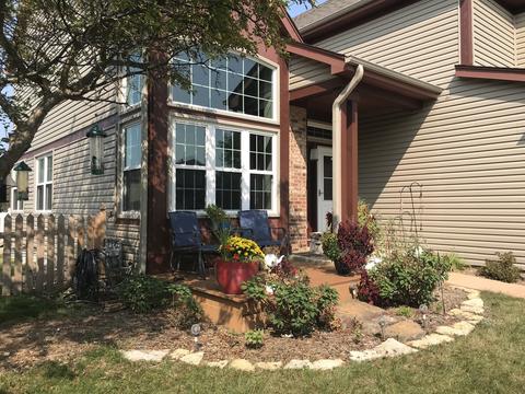1345 Richmond Ln, Bartlett, IL 60103 photo 2