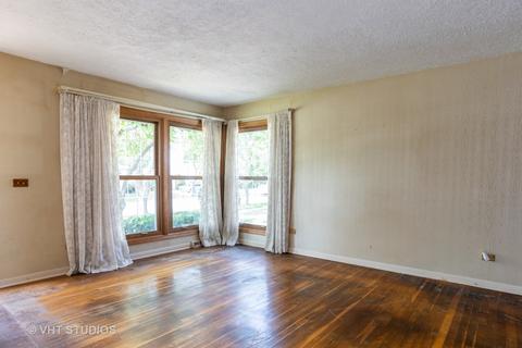 235 S Mill Rd, Addison, IL 60101 photo 2