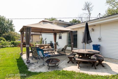 235 S Mill Rd, Addison, IL 60101 photo 11