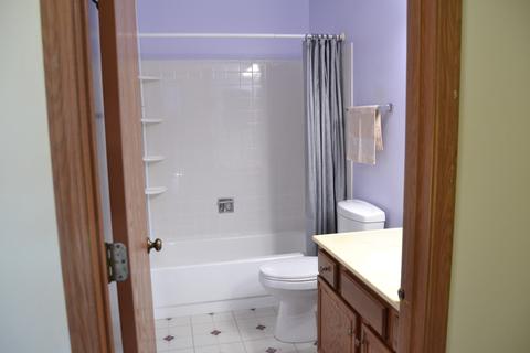 556 Foxford Rd, Bartlett, IL 60103 photo 14