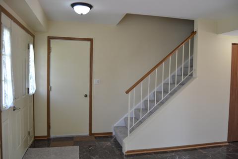 556 Foxford Rd, Bartlett, IL 60103 photo 6
