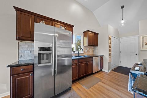 25540 W Gateway Cir, Plainfield, IL 60585 photo 7