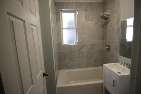 5615 S Emerald Ave, Chicago, IL 60621 photo 24