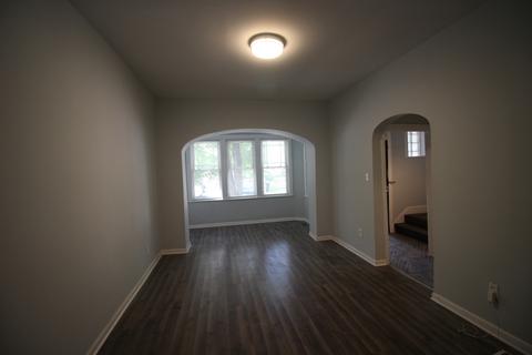 5615 S Emerald Ave, Chicago, IL 60621 photo 6
