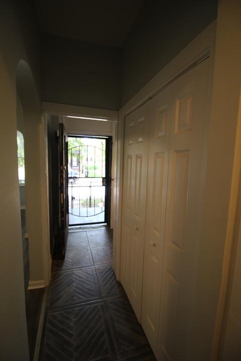 5615 S Emerald Ave, Chicago, IL 60621 photo 13