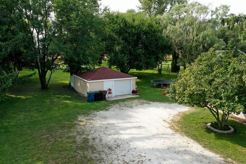 8372 W State Route 17, Kankakee, IL 60901 photo 3