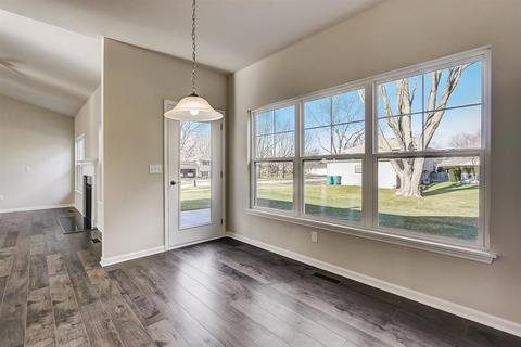 635 Walnut Ave, Maple Park, IL 60151 photo 11