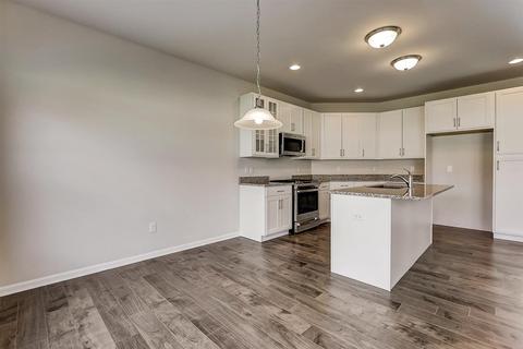 635 Walnut Ave, Maple Park, IL 60151 photo 13