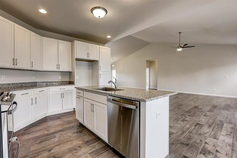 635 Walnut Ave, Maple Park, IL 60151 photo 25